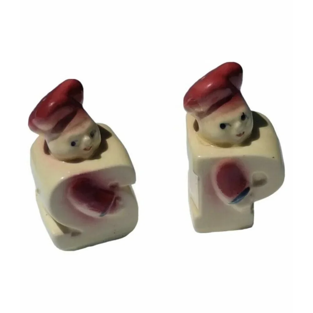 1950s Salt & Pepper Shakers Baker Pair in the Shape of 'P' and 'S' Vintage!‎